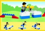 Bauanleitungen LEGO - 4023 - Fun and Adventure: Page 13