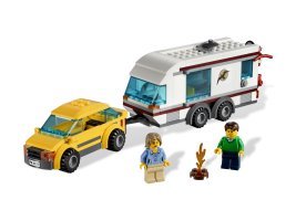 4435 - Car & Camper