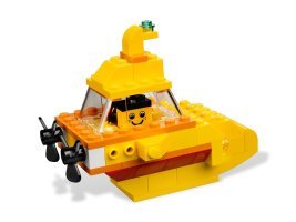 4630 - LEGO® Build & Play Box