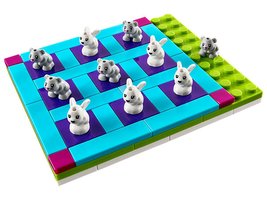 40265 - Friends Tic Tac Toe Game