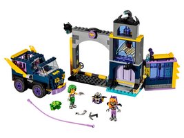 41237 - Batgirl™ Secret Bunker