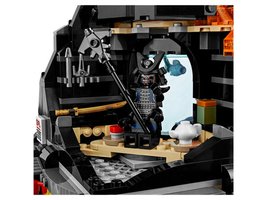 70631 - Garmadon's Volcano Lair