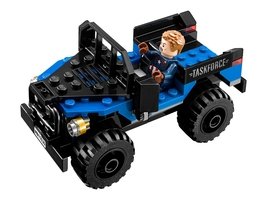 76047 - Black Panther Pursuit