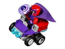 76073 - Mighty Micros: Wolverine vs. Magneto